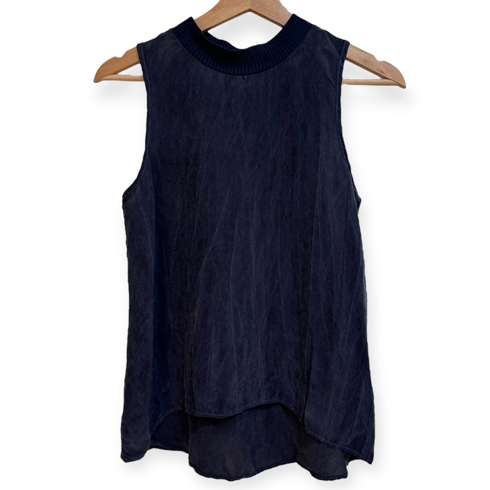 Amour Vert Cupro Sleeveless Crew Neck Top Medium